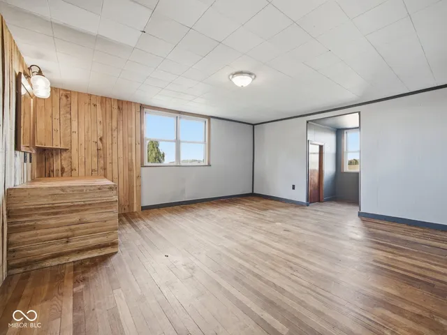 $385,000 | 3183 West 500 South, Shelbyville, IN 46176