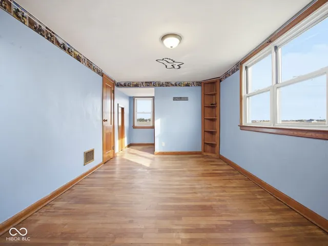 $385,000 | 3183 West 500 South, Shelbyville, IN 46176