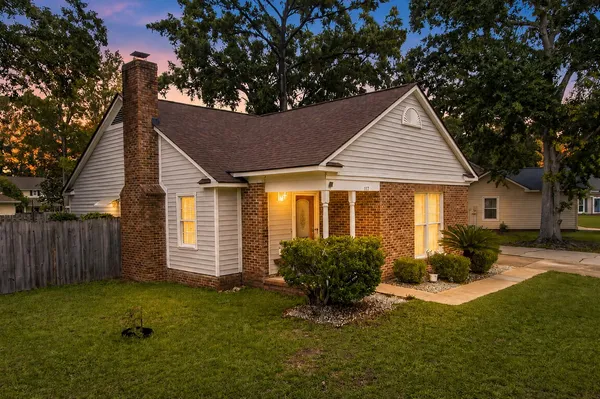 $320,000 | 117 Chownings Lane, Goose Creek, SC 29445