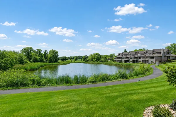 $585,000 | 18018 Judicial Way North, Lakeville, MN 55044