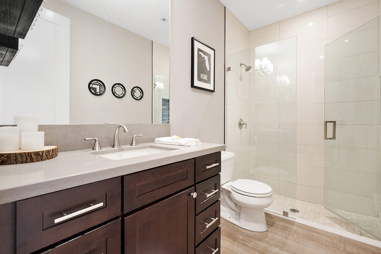 1418 High Ridge Road Lake Worth Beach, FL 33461 - Photo 17 of 29 017-1418HighRidgeRd-LAKEWORTH-FL-small