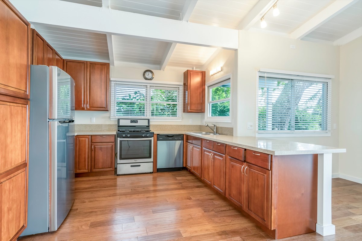 82-6021 Puuhonua Road Captain Cook, HI 96704 - Photo 9 of 21 Gallery Image 9