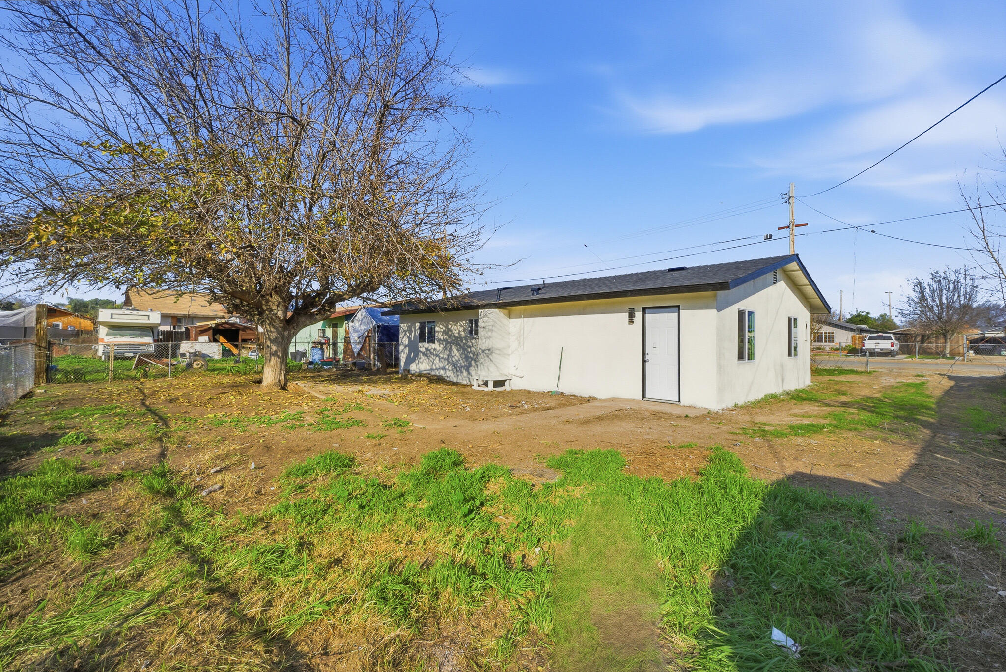 347 South Spring Road Earlimart, CA 93219 - Photo 24 of 25 347 S Spring Road Earlimart-22