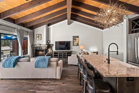 $1,195,000 | 3600 North Lake Boulevard, Unit 88, Carnelian Bay, CA 96140