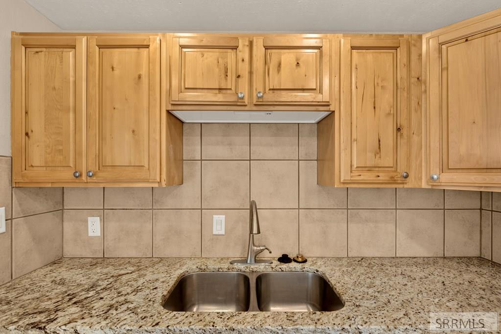 730 Balsam Street Pocatello, ID 83201 - Photo 14 of 37 Kitchen