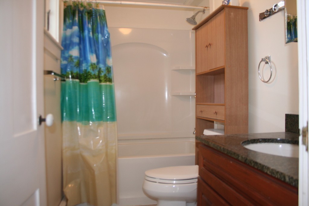 46 Maple Street Middleton, MA 01949 - Photo 14 of 27 Gallery Image 14