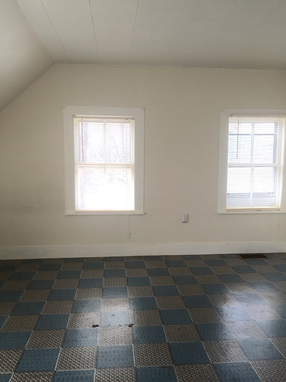 46 Maple Street Middleton, MA 01949 - Photo 18 of 27 Gallery Image 18