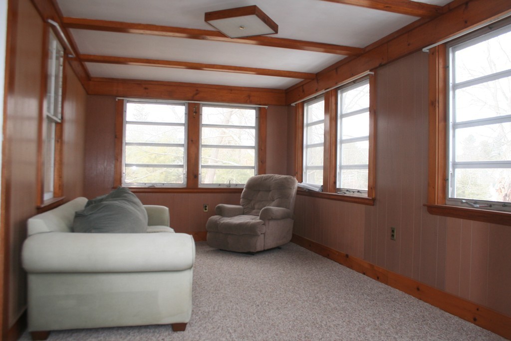 46 Maple Street Middleton, MA 01949 - Photo 4 of 27 Gallery Image 4