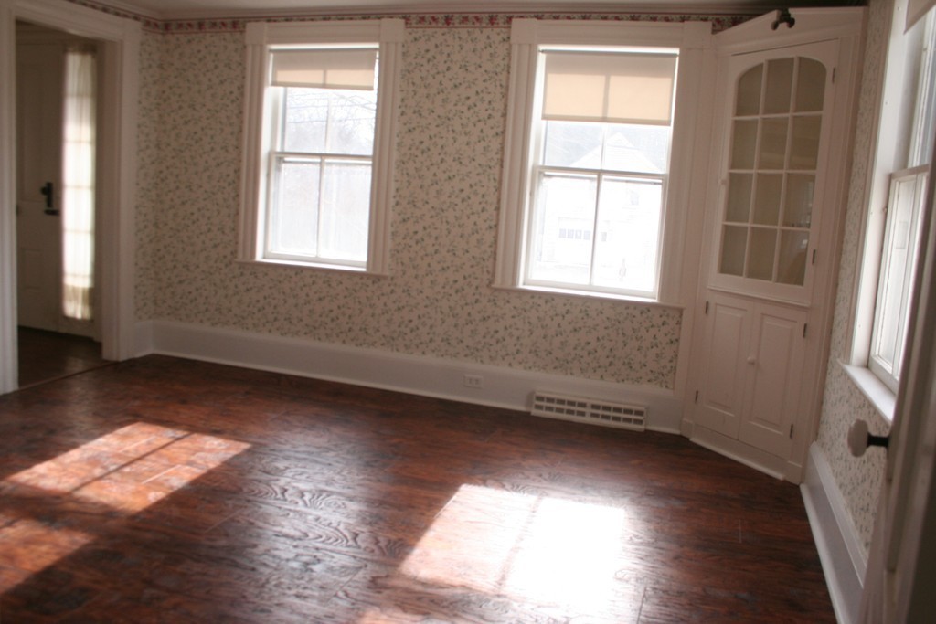 46 Maple Street Middleton, MA 01949 - Photo 10 of 27 Gallery Image 10