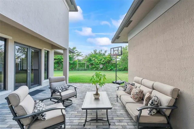 $1,775,000 | 10472 Cobalt Court, Parkland, FL 33076