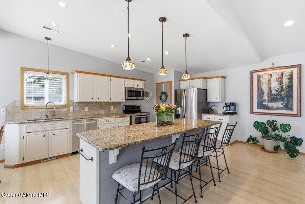 4263 East Burchell Drive Hayden, ID 83835 - Photo 11 of 50 Kitchen
