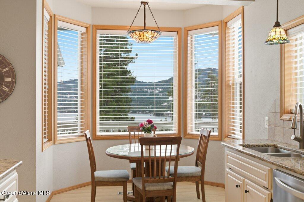 4263 East Burchell Drive Hayden, ID 83835 - Photo 3 of 50 Informal dining Space