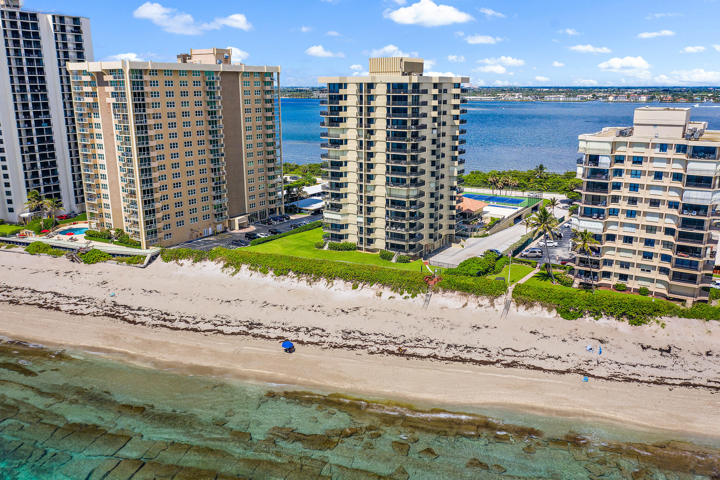 5460 North Ocean Drive, Unit 7A Riviera Beach, FL 33404 - Photo 37 of 38 5460 N Ocean Dr #7A-37