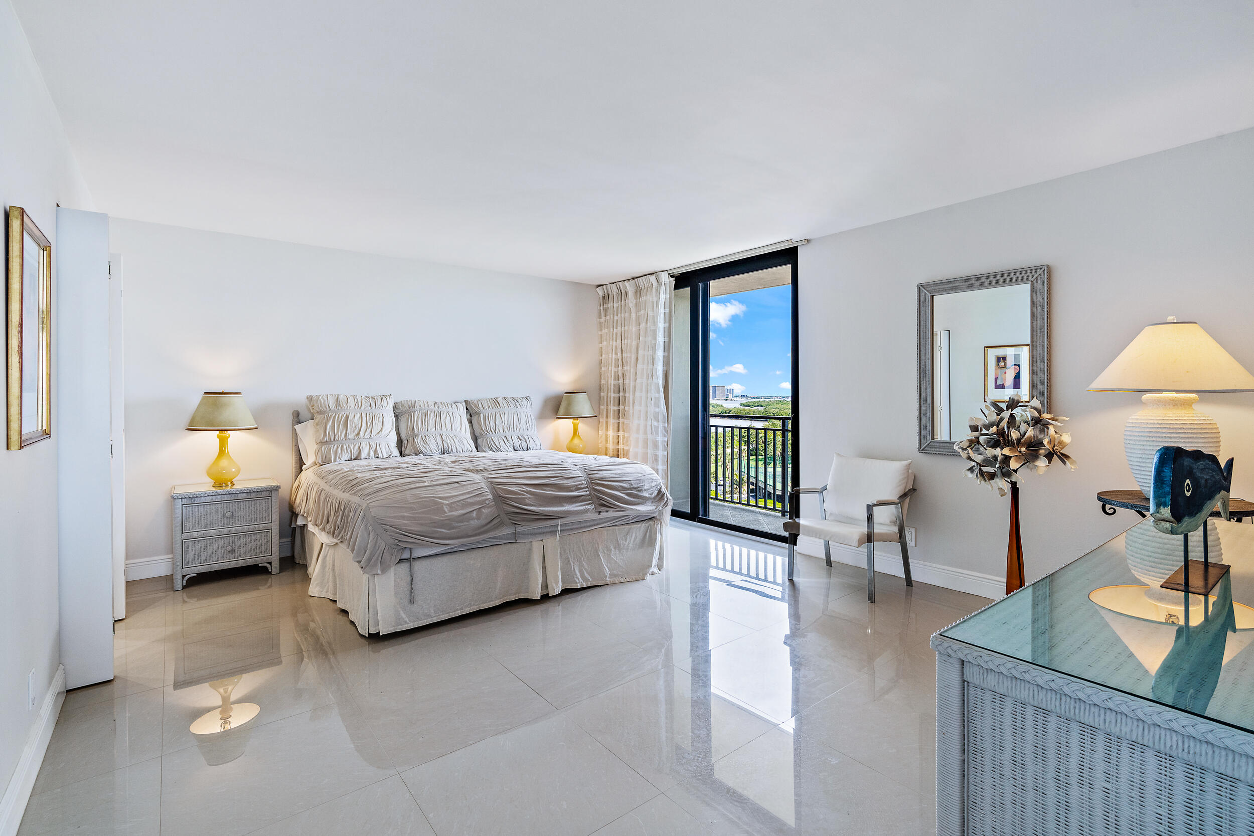 5460 North Ocean Drive, Unit 7A Riviera Beach, FL 33404 - Photo 6 of 38 5460 N Ocean Dr #7A-1