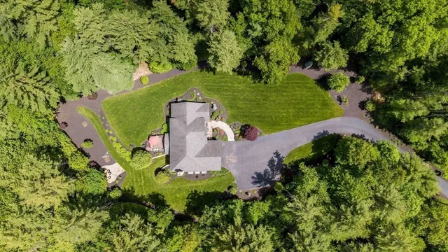 $1,250,000 | 50 Elm Street, Plympton, MA 02367