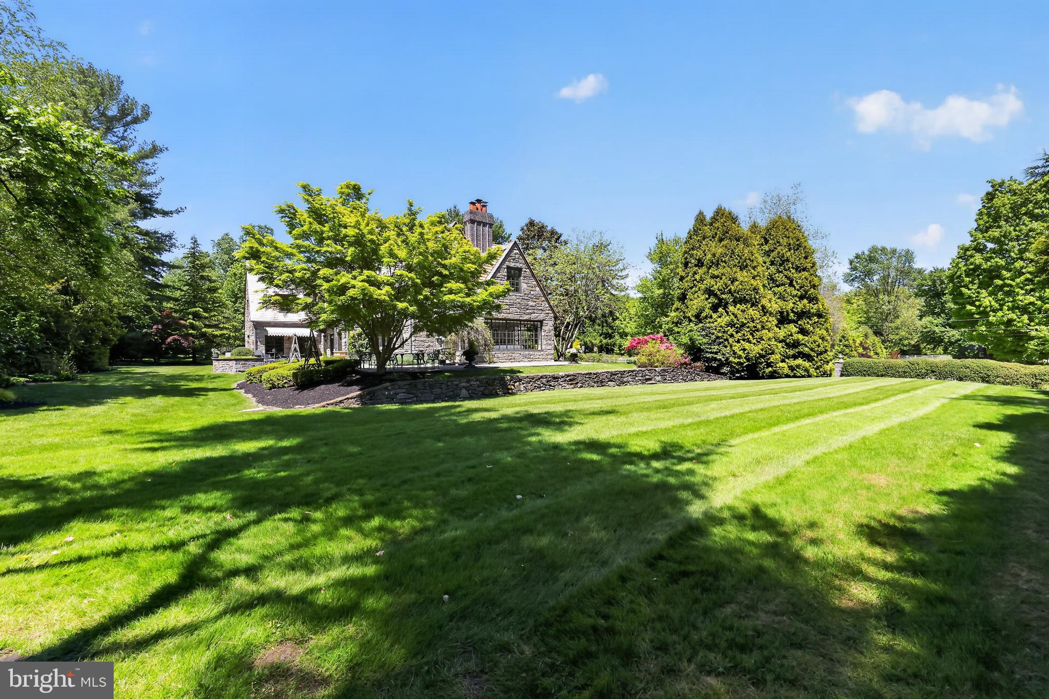 56 Tunbridge Road Haverford, PA 19041 - Photo 49 of 60 Lawn