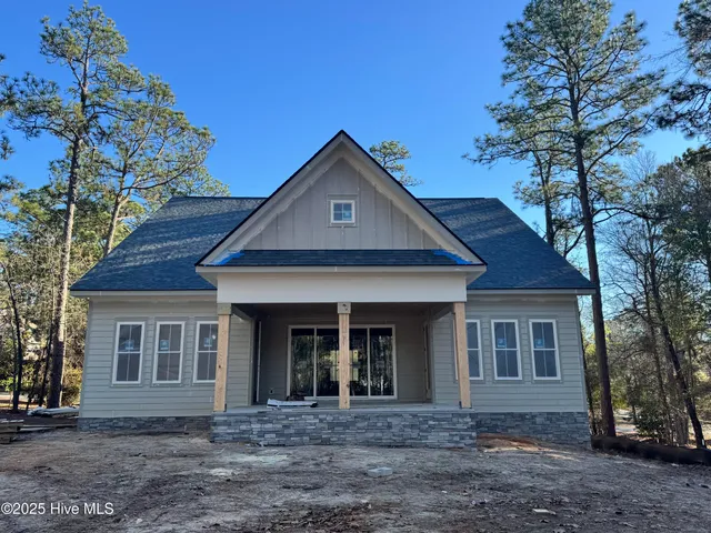 $1,300,000 | 305 Burning Tree Road, Pinehurst, NC 28374