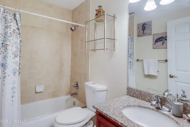 $1,650 | 1282 Beach Boulevard, Unit 206, Biloxi, MS 39530