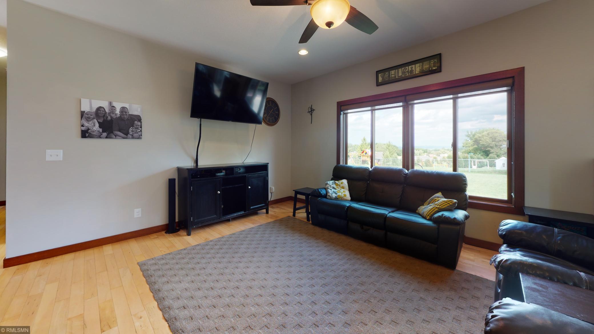 430 51st Avenue Northwest Rochester, MN 55901 - Photo 5 of 31