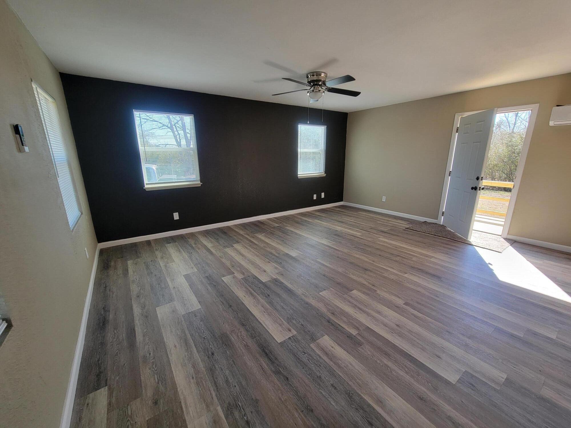 13325 Highway 331 DeFuniak Springs, FL 32433 - Photo 12 of 38 Master Bedroom
