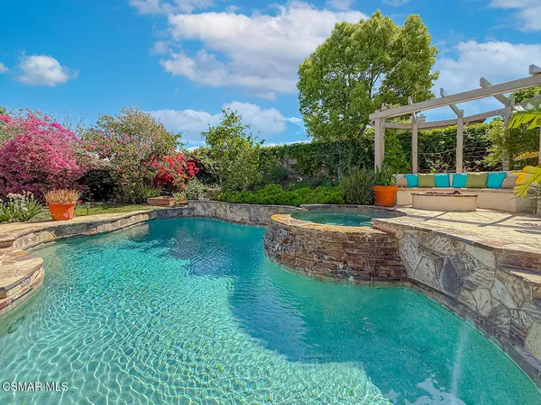 $1,897,000 | 388 Via Cresta, Newbury Park, CA 91320