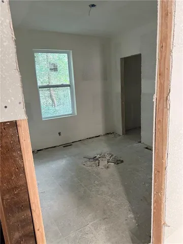 $140,000 | 931 Sandusky Avenue, Kansas City, KS 66101