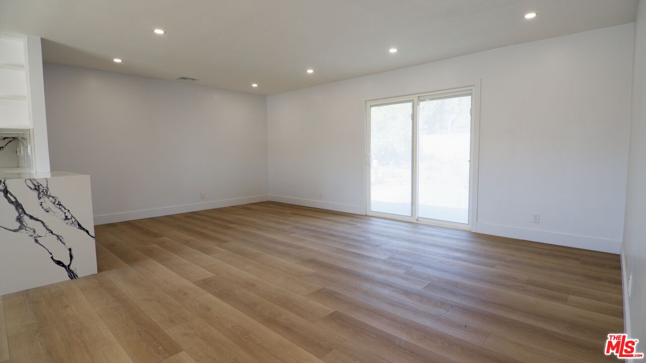 3335 Felix Avenue Simi Valley, CA 93063 - Photo 17 of 30 Gallery Image 17