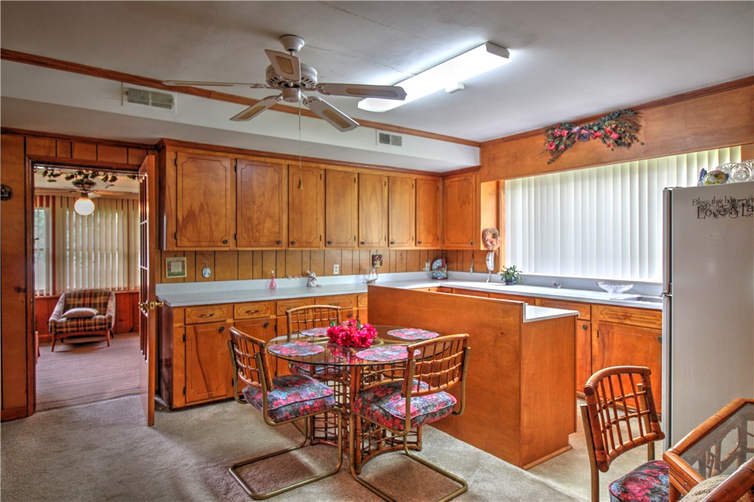 802 Lakeside Drive Anderson, SC 29621 - Photo 5 of 16 Gallery Image 5