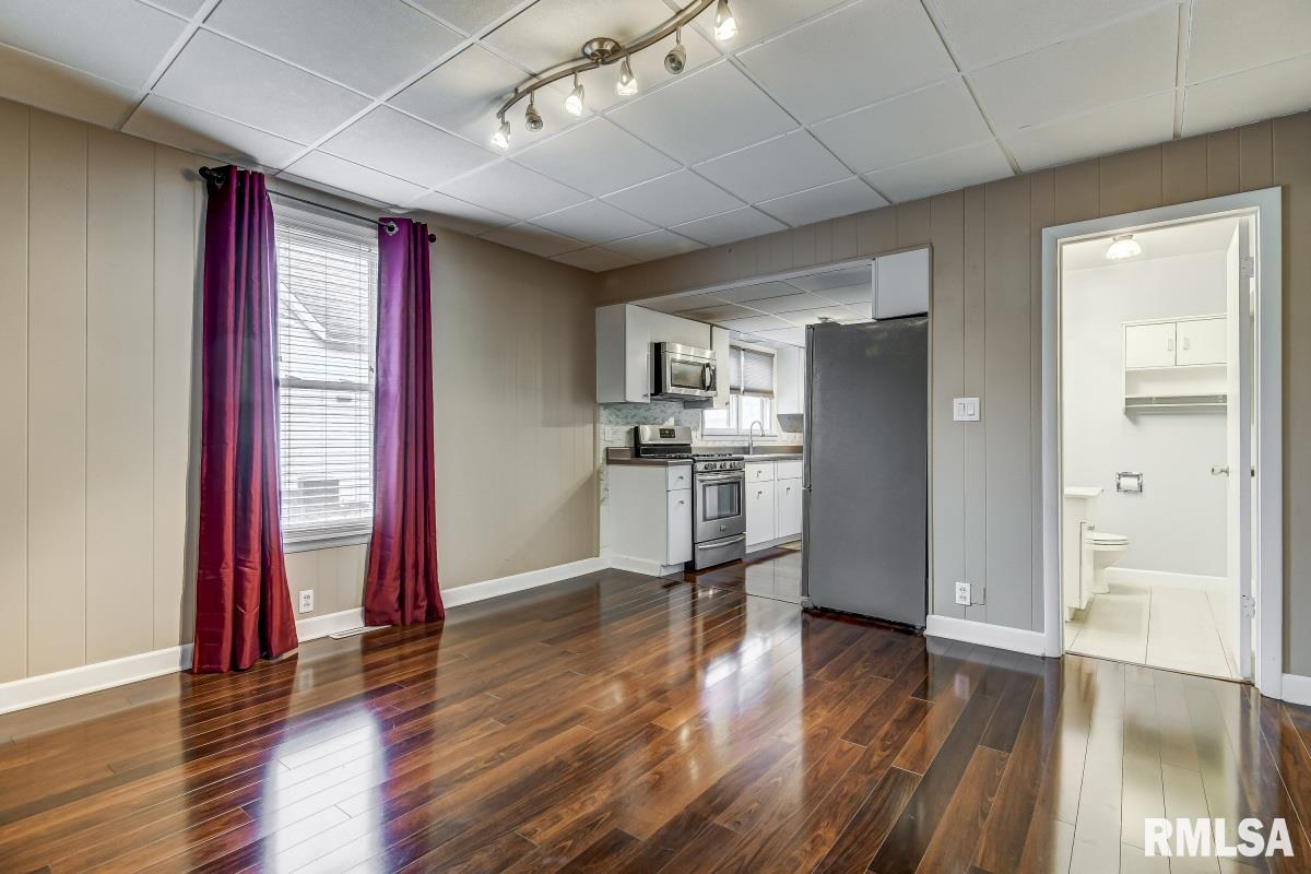 417 West Canedy Street Springfield, IL 62704 - Photo 5 of 25 Gallery Image 5