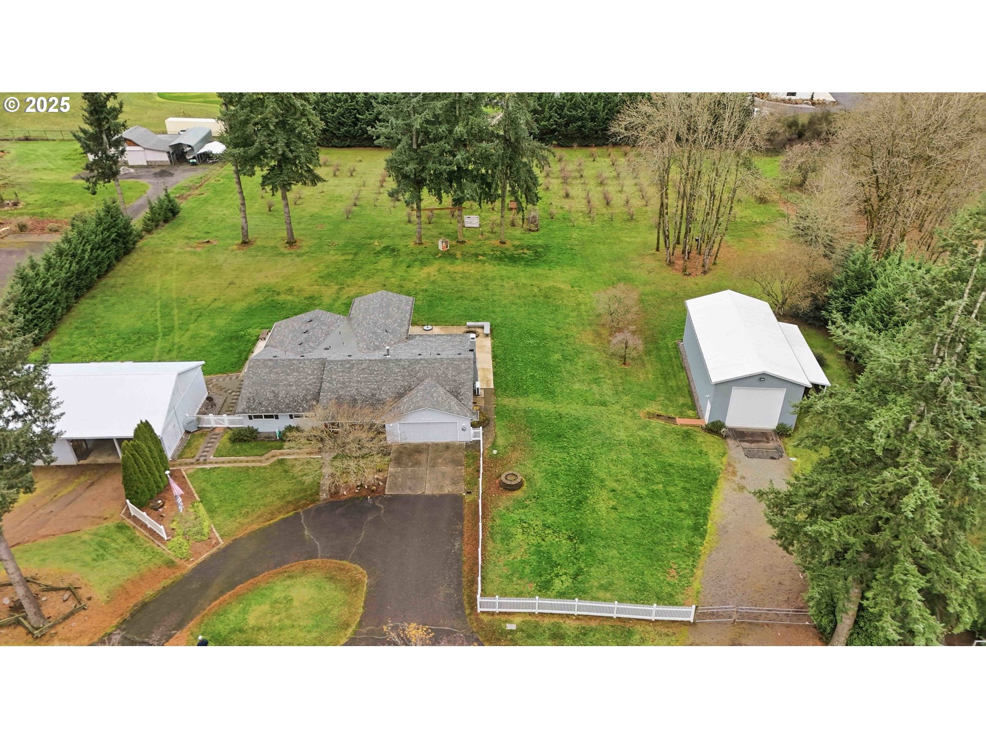 25511 Northeast 13th Street Camas, WA 98607 - Photo 3 of 36