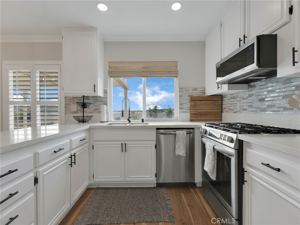 4895 North Buttercreek Road Moorpark, CA 93021 - Photo 7 of 29