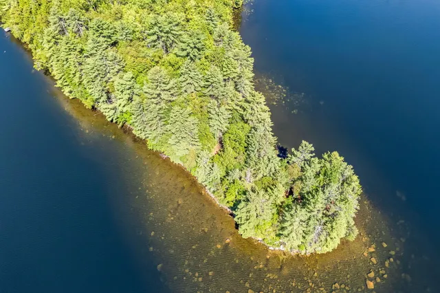 $245,000 | 104-10 St Canaan Me 04924, Skowhegan, ME 04976