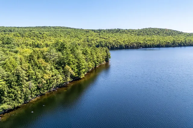 $245,000 | 104-10 St Canaan Me 04924, Skowhegan, ME 04976