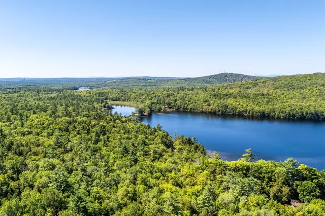 $245,000 | 104-10 St Canaan Me 04924, Skowhegan, ME 04976