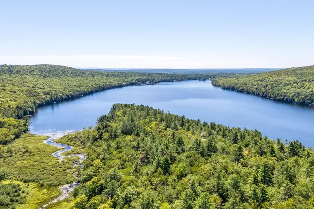 $245,000 | 104-10 St Canaan Me 04924, Skowhegan, ME 04976