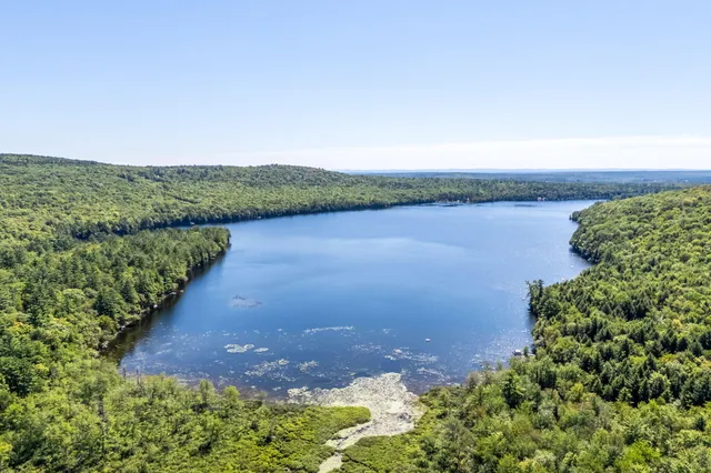 $245,000 | 104-10 St Canaan Me 04924, Skowhegan, ME 04976