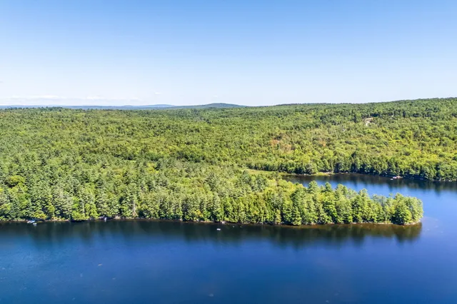 $245,000 | 104-10 St Canaan Me 04924, Skowhegan, ME 04976