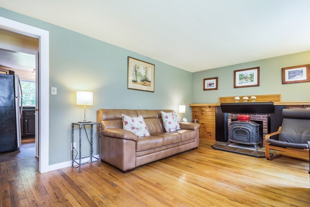 210 Hudson Road Stow, MA 01775 - Photo 4 of 30