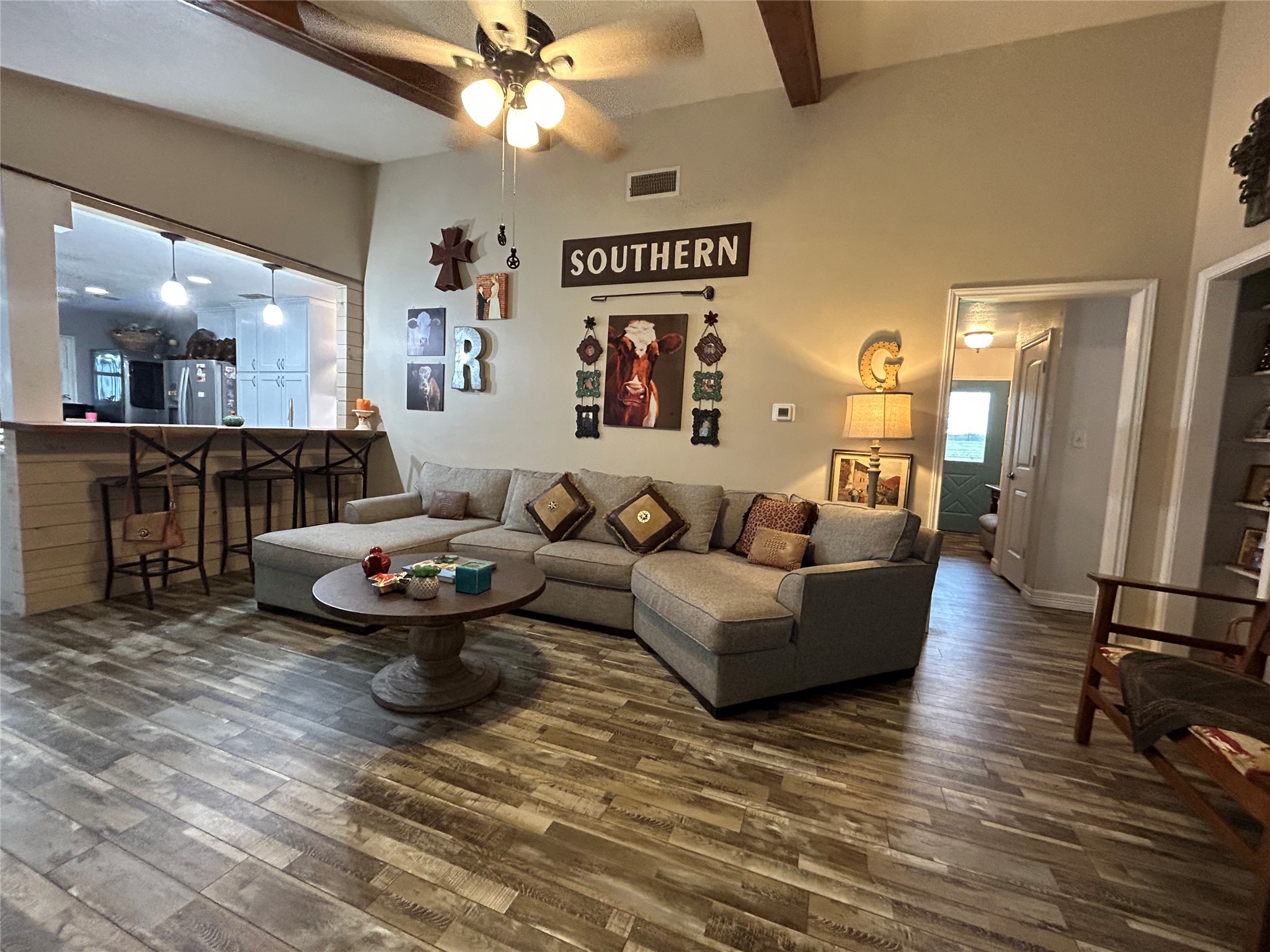15892 Wood Road Holland, TX 76534 - Photo 3 of 34 Living room