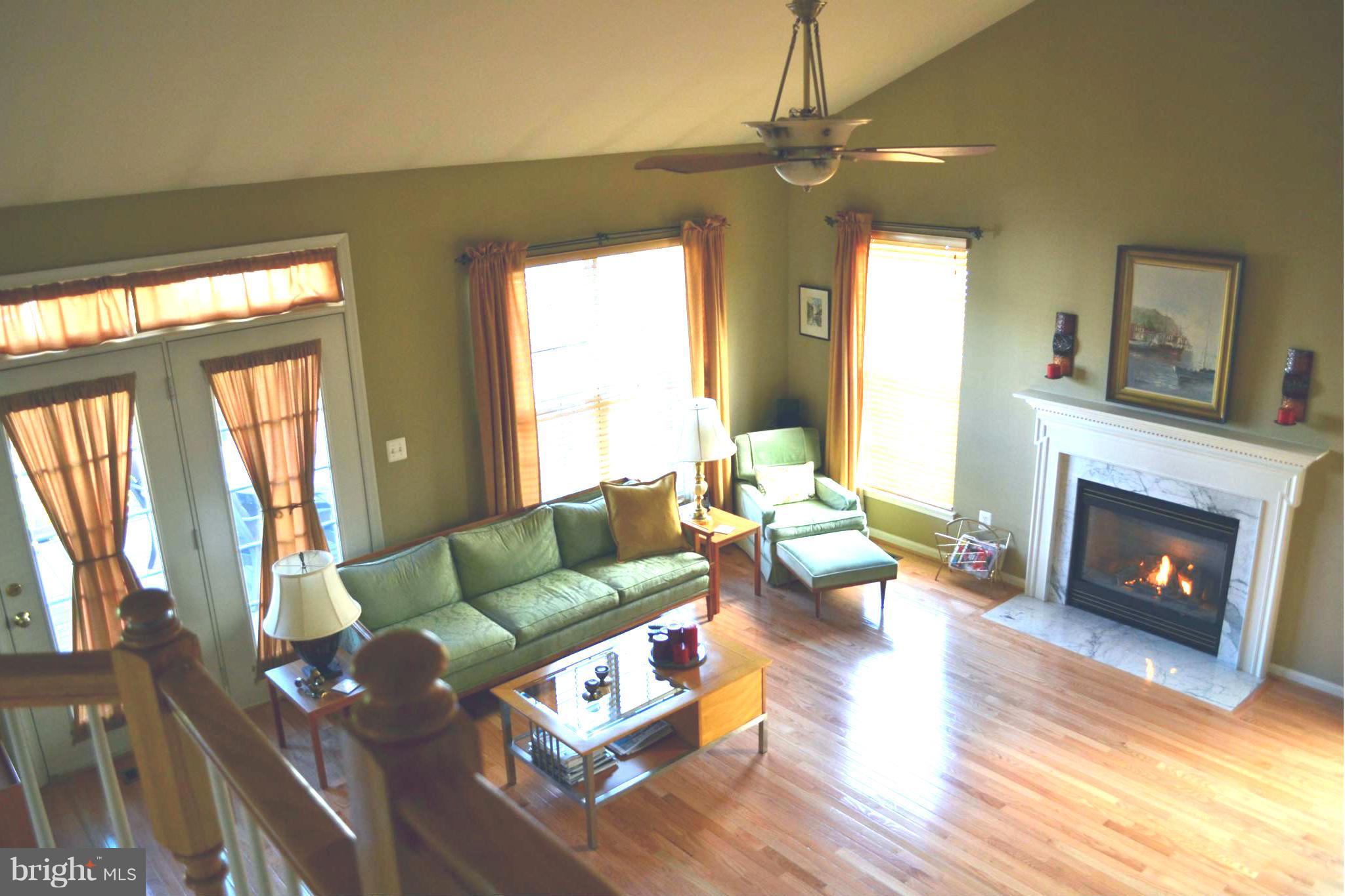 18271 Maple Spring Court Leesburg, VA 20176 - Photo 13 of 30 Interior (General)