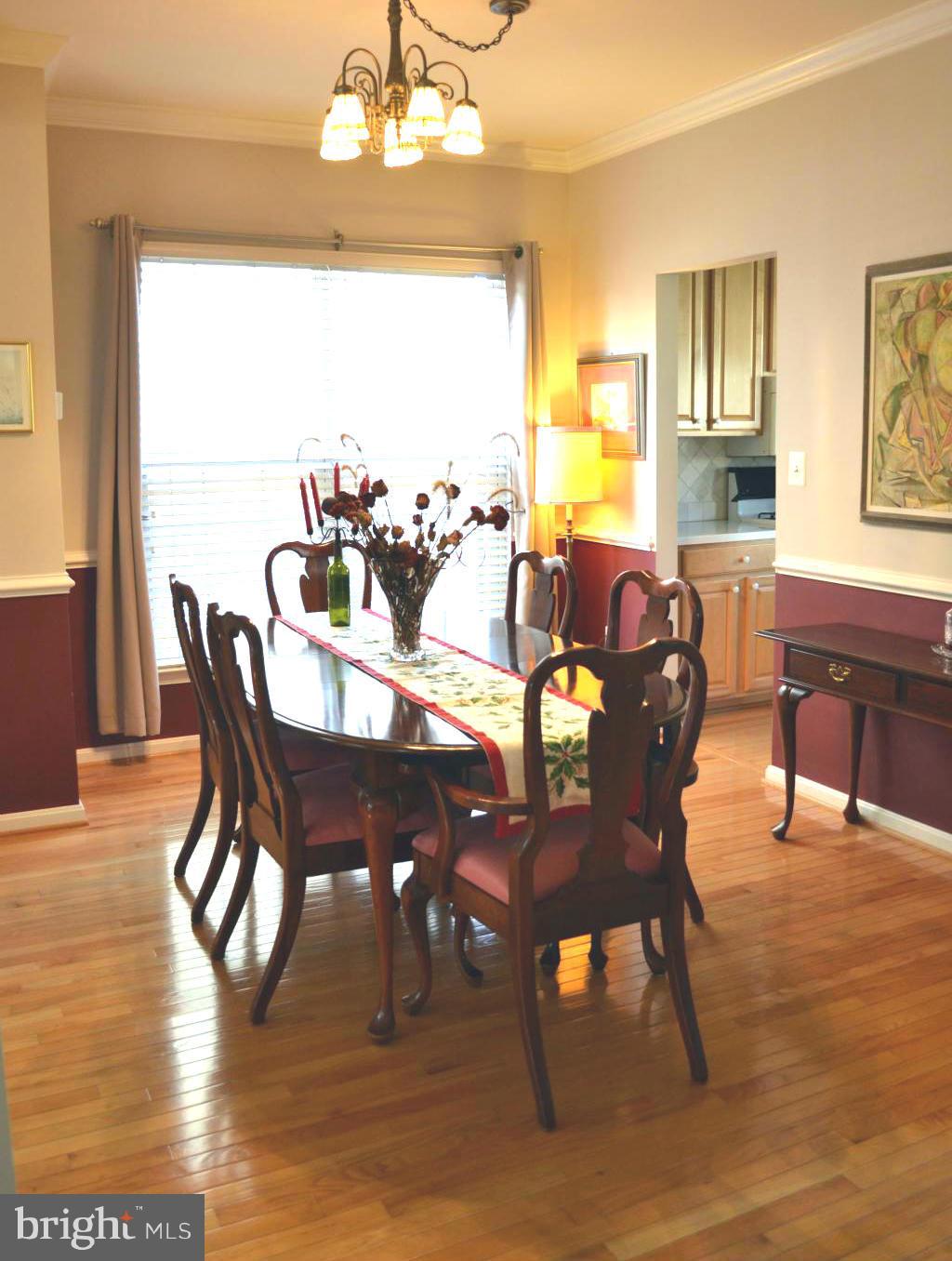 18271 Maple Spring Court Leesburg, VA 20176 - Photo 3 of 30 Dining Room