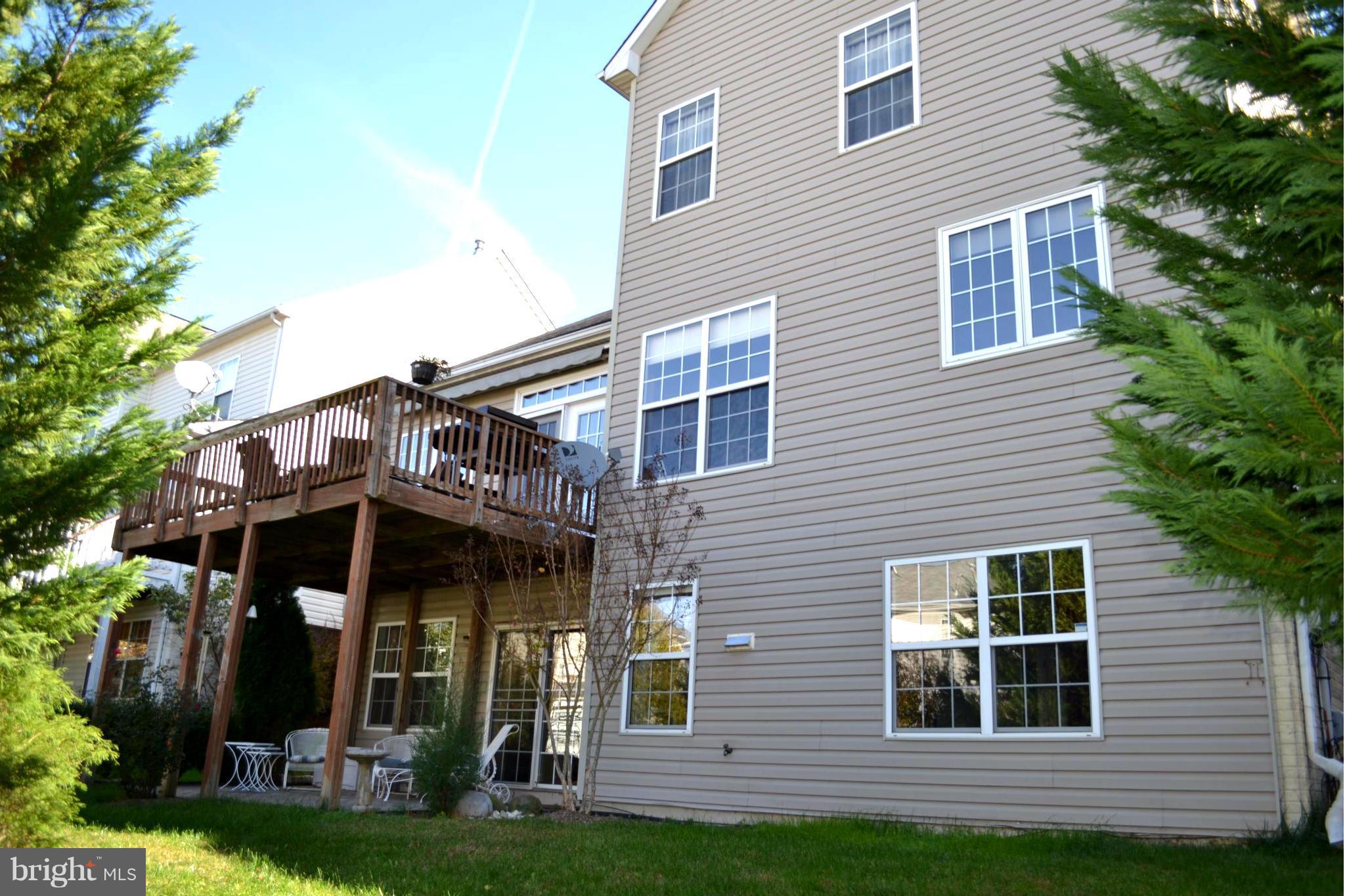 18271 Maple Spring Court Leesburg, VA 20176 - Photo 28 of 30 Exterior (Rear)