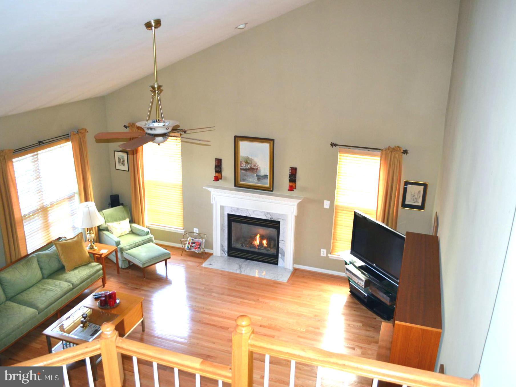 18271 Maple Spring Court Leesburg, VA 20176 - Photo 10 of 30 Interior (General)