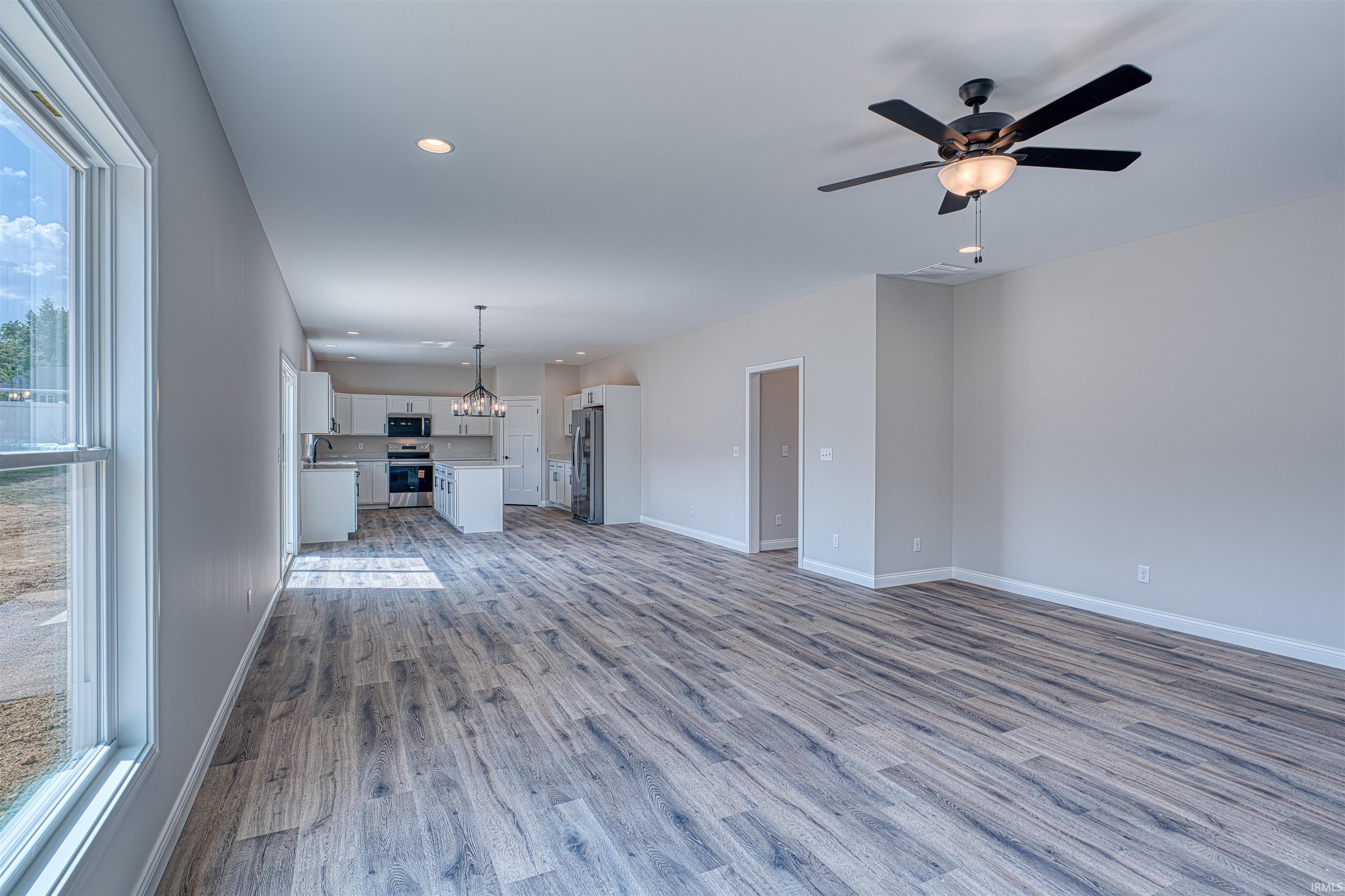 316 Sunset Drive Mount Vernon, IN 47620 - Photo 11 of 36