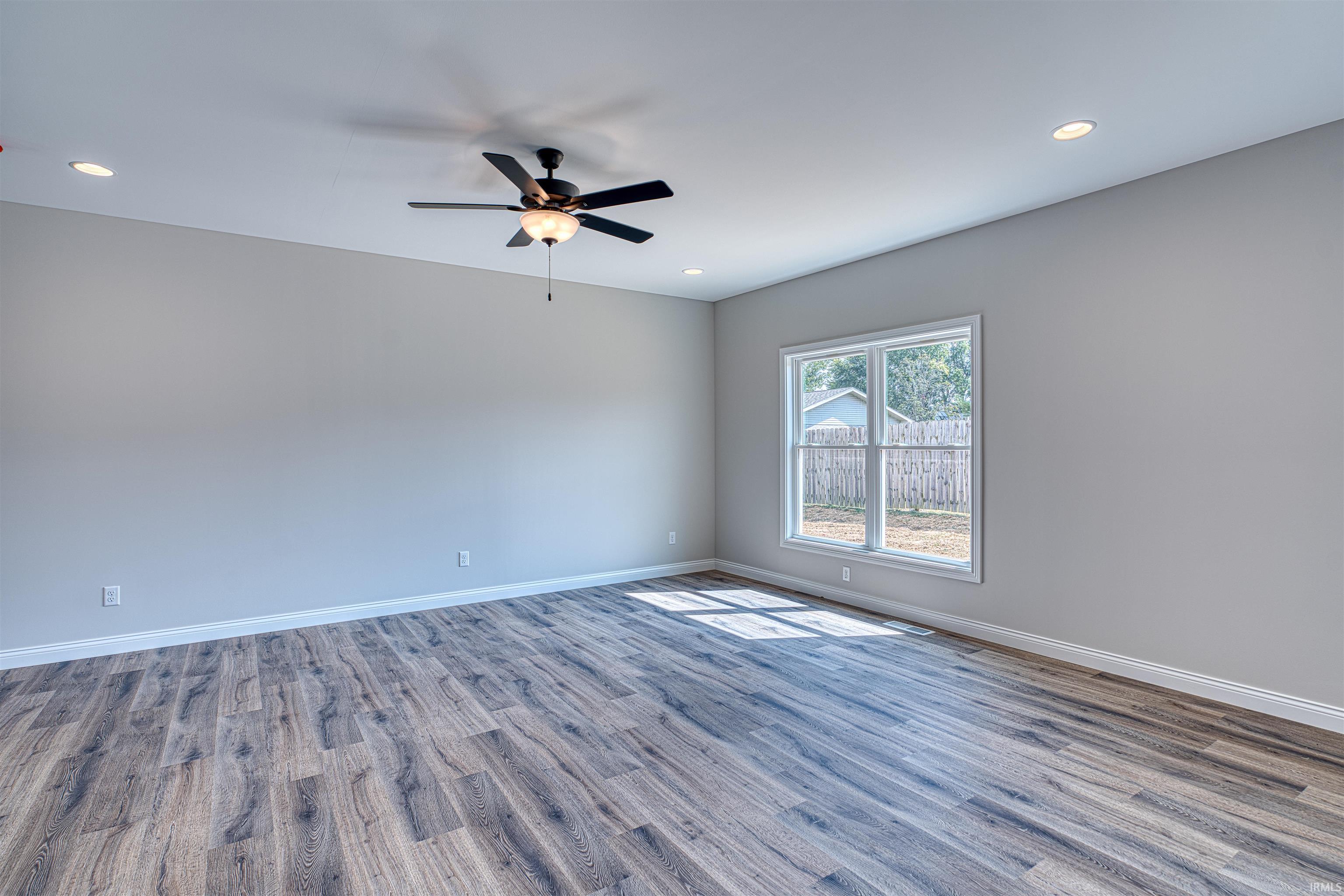 316 Sunset Drive Mount Vernon, IN 47620 - Photo 13 of 36