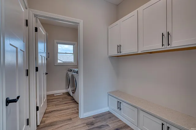 $364,900 | 316 Sunset Drive, Mount Vernon, IN 47620