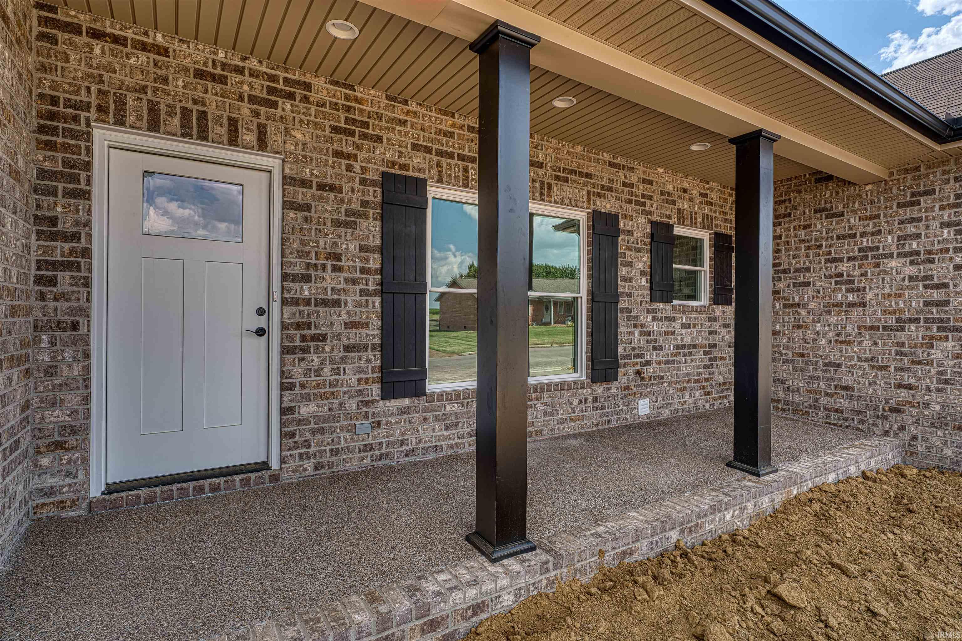 316 Sunset Drive Mount Vernon, IN 47620 - Photo 4 of 36