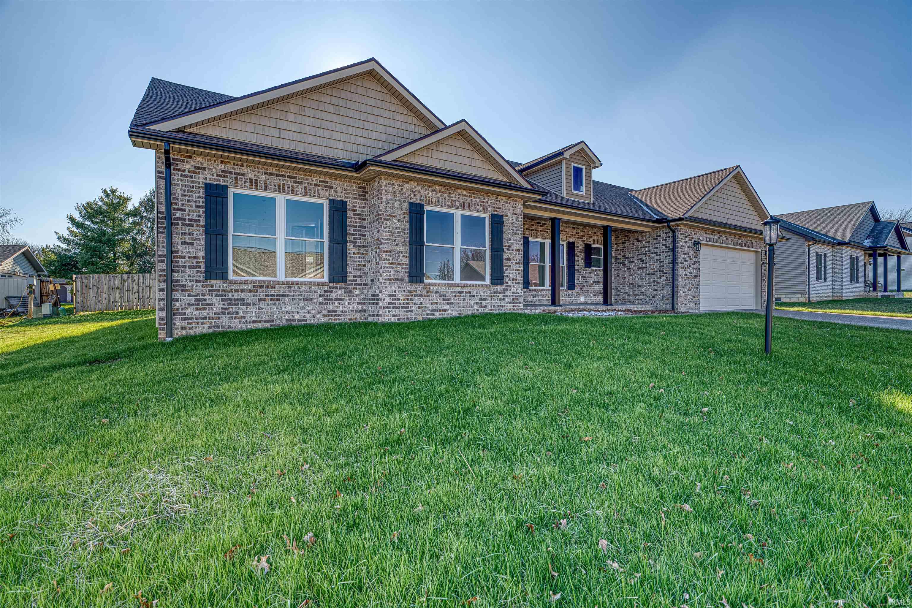 316 Sunset Drive Mount Vernon, IN 47620 - Photo 4 of 36