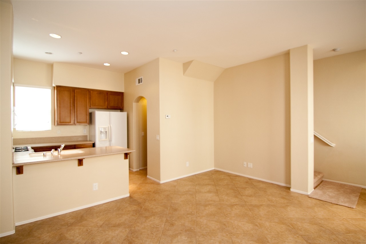 430 Almond Road San Marcos, CA 92078 - Photo 3 of 21 Gallery Image 3