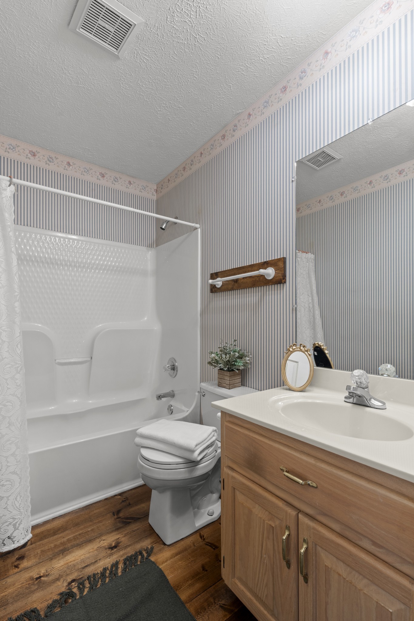 1010 State Highway 48 Dickson, TN 37055 - Photo 33 of 59 a bathroom with a sink toilet and shower